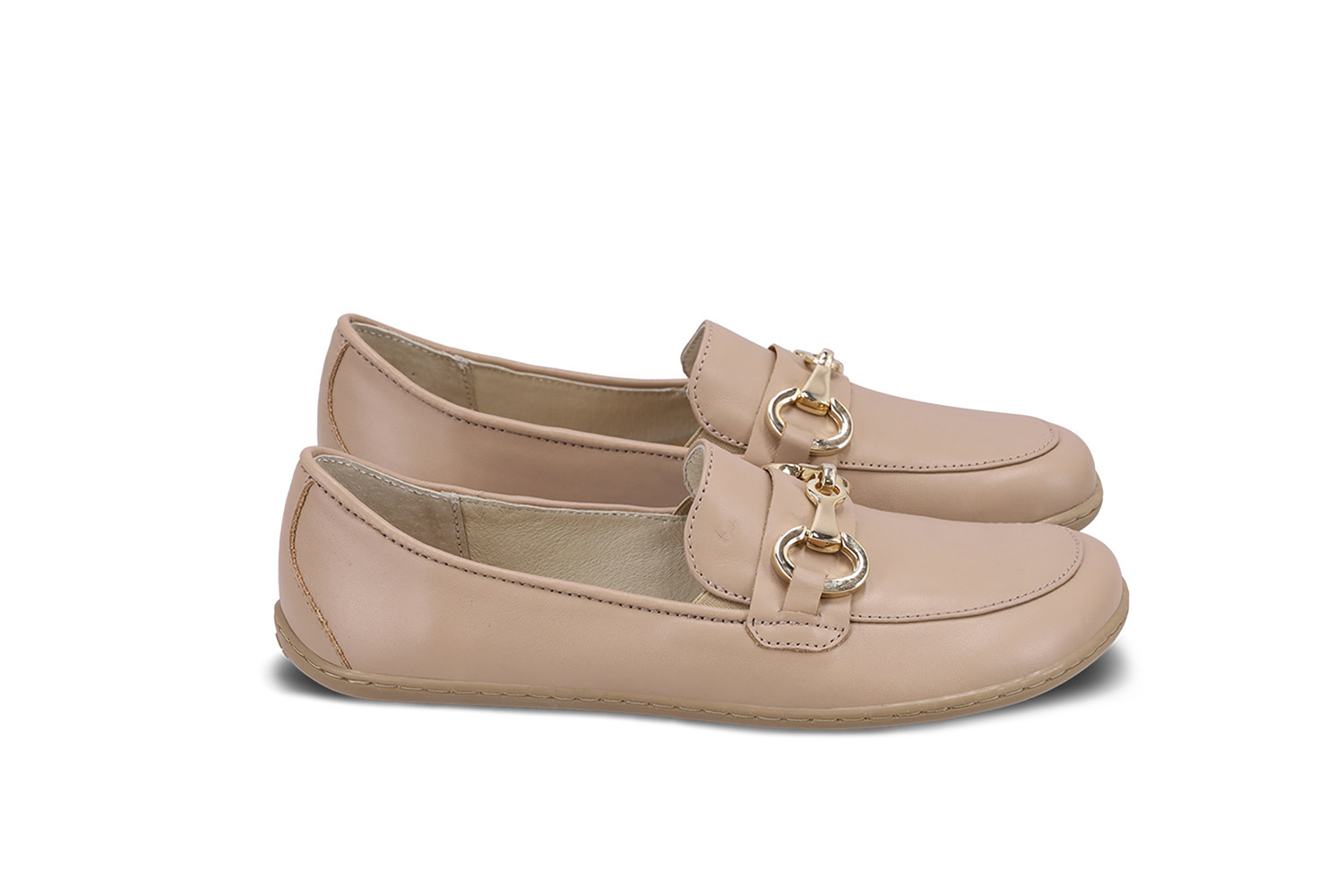 Barefoot Mocasines Be Lenka Viva - Latte Brown.
 diseño minimalista descalzocalzado sencillo sin cordonesfácil de combinar con diferentes estilos de ropa - tanto casual como elegantesuela cosida AllDayComfort para una mayor vida útil del calzadobarefoot comodidad durante todo el díalogotipo minimalista de Be Lenka grabado
Ventajas de los zapatos descalzos:
imitan perfectamente caminar descalzola forma anatómica del zapato ofrece un generoso espacio para los dedosla caída cero de la suela mantiene el talón y la punta en un mismo plano para una postura adecuadaLa suela de estimulación con un grosor de 4 mm activa las terminaciones nerviosas del pie.los materiales flexibles garantizan una mejor funcionalidad de los músculos y tendones del piela ligereza del calzado como prevención contra la fatiga de las piernas
Tipo: calzado de calle