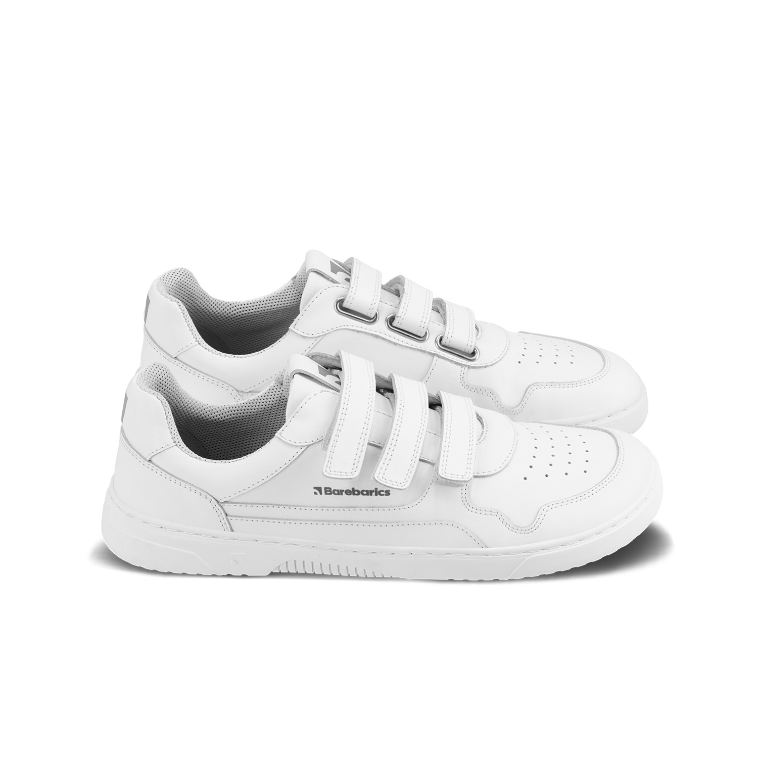 Barefoot Sneakers Barebarics Zing Velcro - All White - Leather.
Forma anatómica - El calzado respeta la forma de los pies.
Más información:
calzado de callediseño urbano modernodiseñado y hecho a mano en la Unión Europeaexcelente durabilidad y estabilidad del color de los materialesdisponible en tallas: 36 - 47 (según la medida europea)