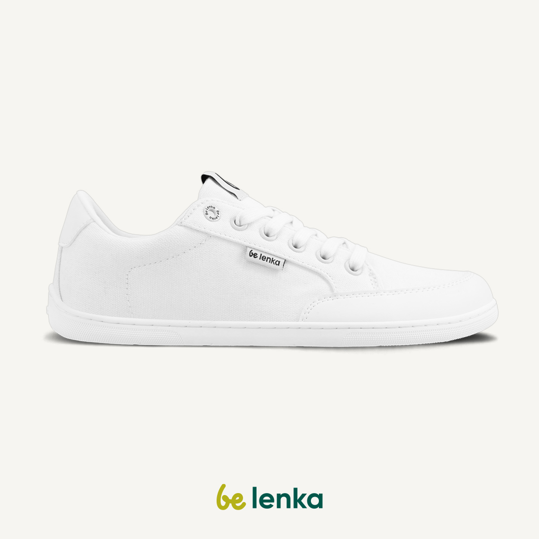 Barefoot zapatillas Be Lenka Rebound - All White.





  zapatos extremadamente ligeros para todos los amantes de los clásicos urbanos  suela cosida EverydayComfort Neo para una mayor vida útil del zapato  logotipo textil en la lengüeta y en la parte superior de las zapatillas dos ojales en el interior de las zapatillas para ventilación

Ventajas de los zapatos descalzos:
 imitan perfectamente caminar descalzola forma anatómica del zapato ofrece un generoso espacio para los dedosla caída cero de la suela mantiene el talón y la punta en un mismo plano para una postura adecuada la suela de estimulación con un grosor de 5 mm (sin salientes en la suela) activa las terminaciones nerviosas del pielos materiales flexibles garantizan una mejor funcionalidad de los músculos y tendones del piela ligereza del calzado como prevención contra la fatiga de las piernas
Tipo: calzado de calle