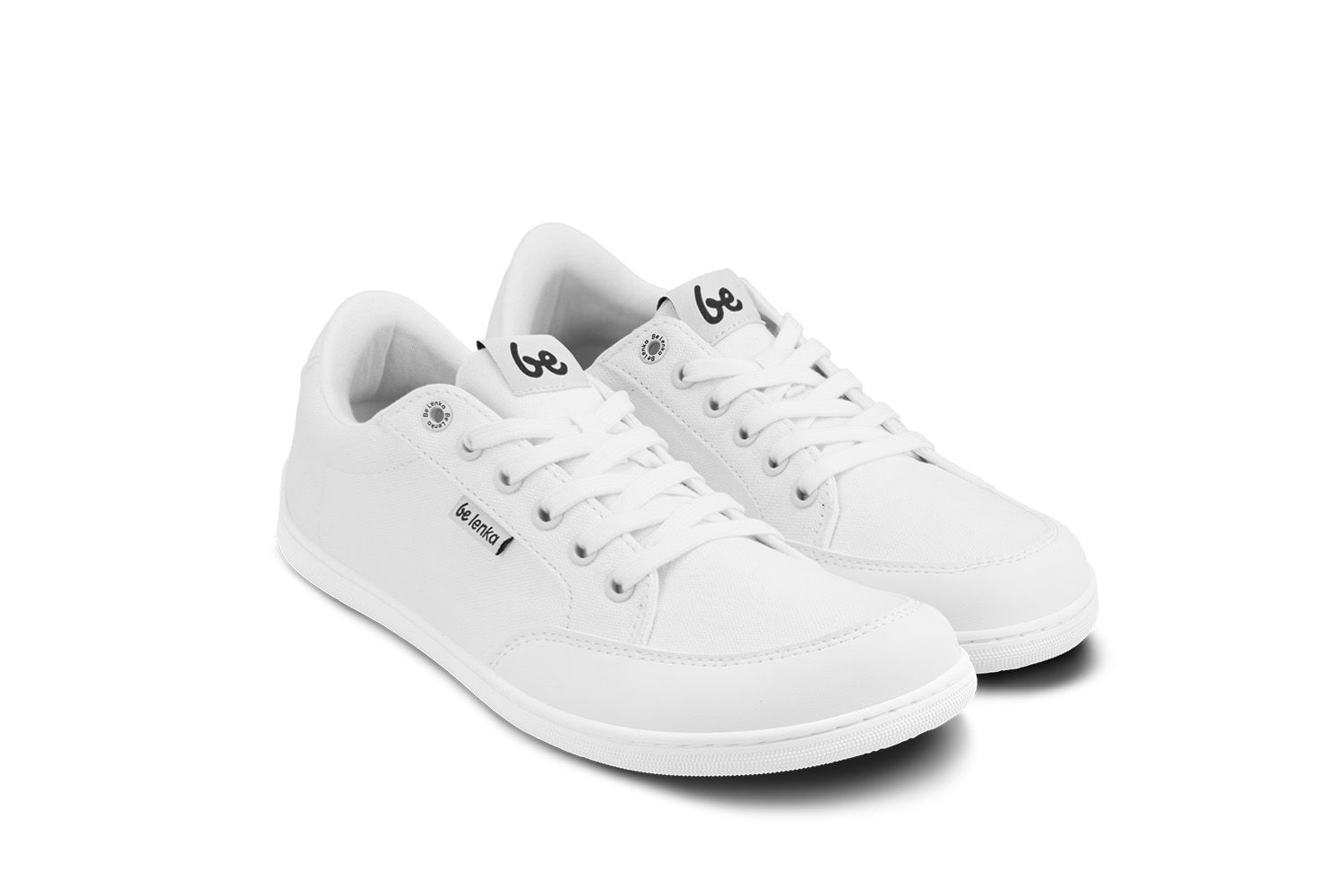 Barefoot zapatillas Be Lenka Rebound - All White.





  zapatos extremadamente ligeros para todos los amantes de los clásicos urbanos  suela cosida EverydayComfort Neo para una mayor vida útil del zapato  logotipo textil en la lengüeta y en la parte superior de las zapatillas dos ojales en el interior de las zapatillas para ventilación

Ventajas de los zapatos descalzos:
 imitan perfectamente caminar descalzola forma anatómica del zapato ofrece un generoso espacio para los dedosla caída cero de la suela mantiene el talón y la punta en un mismo plano para una postura adecuada la suela de estimulación con un grosor de 5 mm (sin salientes en la suela) activa las terminaciones nerviosas del pielos materiales flexibles garantizan una mejor funcionalidad de los músculos y tendones del piela ligereza del calzado como prevención contra la fatiga de las piernas
Tipo: calzado de calle