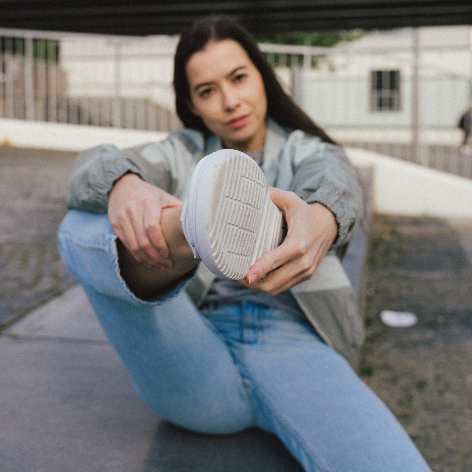 Barefoot Sneakers Barebarics Zing Velcro - All White - Leather.
Forma anatómica - El calzado respeta la forma de los pies.
Más información:
calzado de callediseño urbano modernodiseñado y hecho a mano en la Unión Europeaexcelente durabilidad y estabilidad del color de los materialesdisponible en tallas: 36 - 47 (según la medida europea)