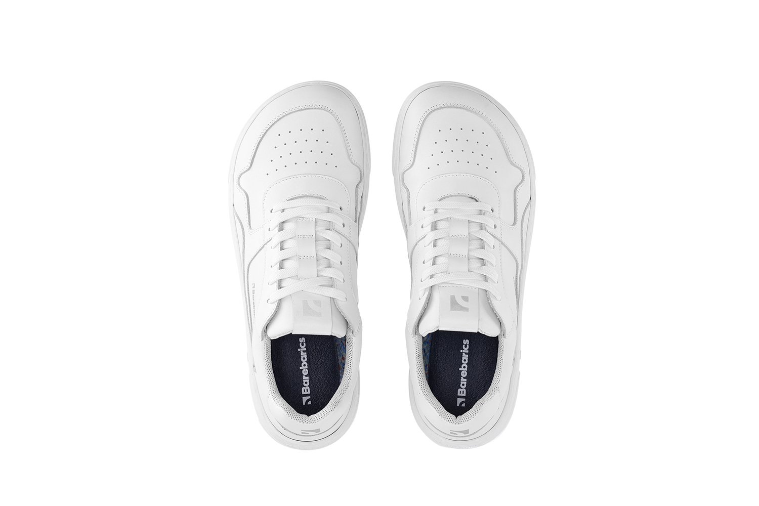 Barefoot Sneakers Barebarics Zing - All White - Leather.
Forma anatómica - La zapatilla respeta la forma del pie.
Más información
calzado de callediseño urbano modernodiseñado y hecho a mano en la Unión Europea con el uso de materiales sostenibles localesexcelente durabilidad y solidez del color de los materialesTecnología Dermodry Coolmax® para la eliminación continua de la humedaddisponibles en tallas: 36 - 47 (según medida europea)