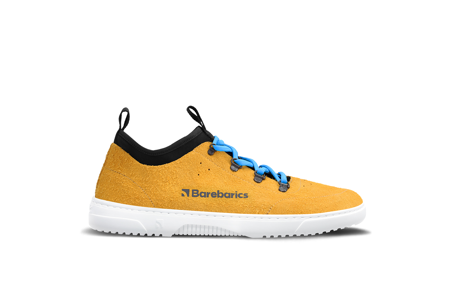 Barefoot Sneakers Barebarics Bronx - Mustard.
Las zapatillas Barebarics se fabrican mediante procesos que minimizan el impacto en el medio ambiente.
  La parte superior está hecha de cuero y textil  El forro está hecho de lycra y microfibra  La suela está hecha de goma sintética suave con alta resistencia al desgaste.



Atributos del calzado “barefoot”
    Forma anatómica - La zapatilla respeta la forma del pie.

Más información
calzado de callediseño urbano modernodiseñado y hecho a mano en la Unión Europea con el uso de materiales sostenibles localesexcelente durabilidad y solidez del color de los materialesdisponibles en tallas: 36 - 47 (según medida europea)