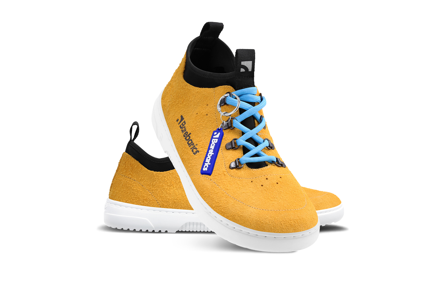 Barefoot Sneakers Barebarics Bronx - Mustard.
Las zapatillas Barebarics se fabrican mediante procesos que minimizan el impacto en el medio ambiente.
  La parte superior está hecha de cuero y textil  El forro está hecho de lycra y microfibra  La suela está hecha de goma sintética suave con alta resistencia al desgaste.



Atributos del calzado “barefoot”
    Forma anatómica - La zapatilla respeta la forma del pie.

Más información
calzado de callediseño urbano modernodiseñado y hecho a mano en la Unión Europea con el uso de materiales sostenibles localesexcelente durabilidad y solidez del color de los materialesdisponibles en tallas: 36 - 47 (según medida europea)