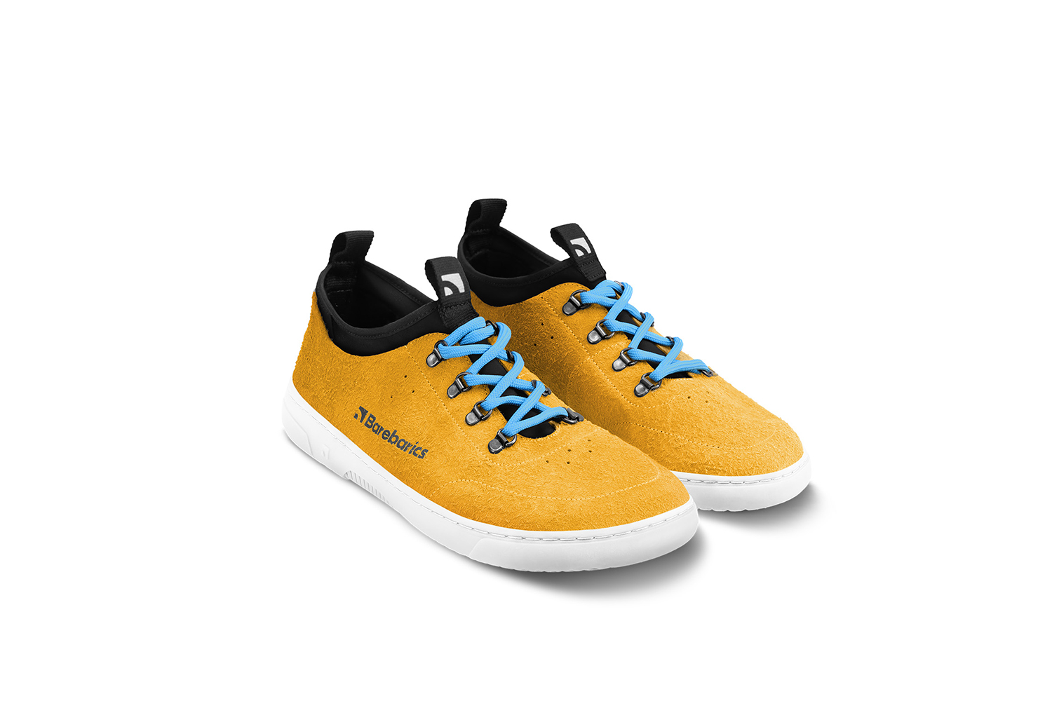 Barefoot Sneakers Barebarics Bronx - Mustard.
Las zapatillas Barebarics se fabrican mediante procesos que minimizan el impacto en el medio ambiente.
  La parte superior está hecha de cuero y textil  El forro está hecho de lycra y microfibra  La suela está hecha de goma sintética suave con alta resistencia al desgaste.



Atributos del calzado “barefoot”
    Forma anatómica - La zapatilla respeta la forma del pie.

Más información
calzado de callediseño urbano modernodiseñado y hecho a mano en la Unión Europea con el uso de materiales sostenibles localesexcelente durabilidad y solidez del color de los materialesdisponibles en tallas: 36 - 47 (según medida europea)