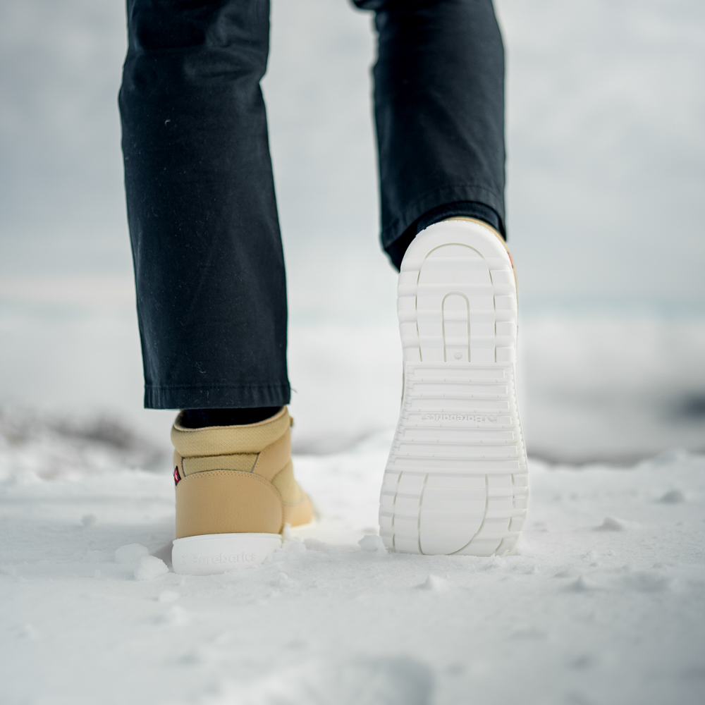 Calzado Barefoot Barebarics UrbanEdge - Beige.
	los zapatos descalzos imitan perfectamente caminar descalzo, exactamente como lo diseñó la naturaleza.
Ventajas de los zapatos descalzos:
	suela flexible	caída cero	talón y punta en el mismo plano para una postura adecuada	punta espaciosa para sus dedos	calzado ligero